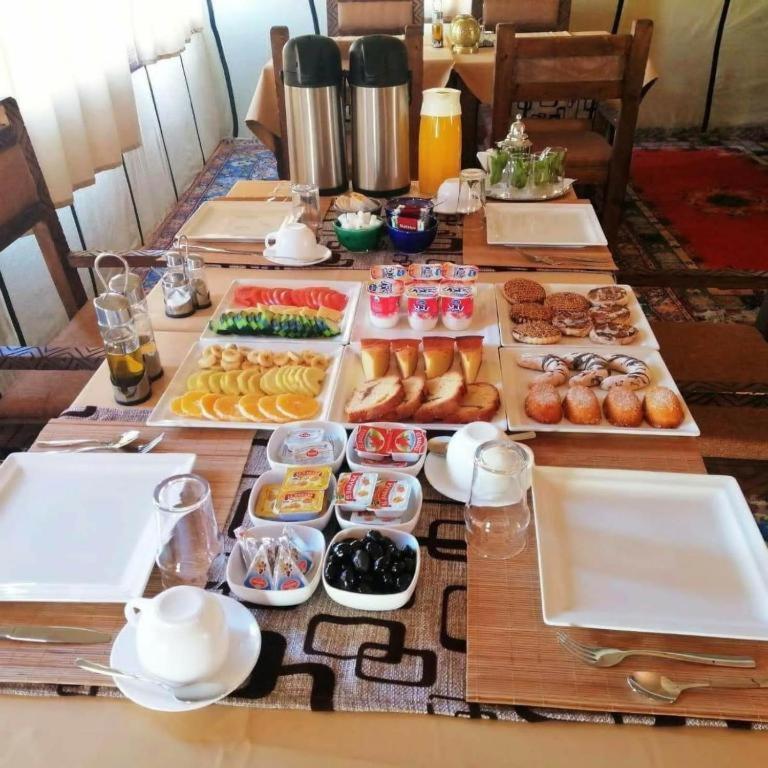 מלון מרזאוגה Sahara Safari Camp מראה חיצוני תמונה